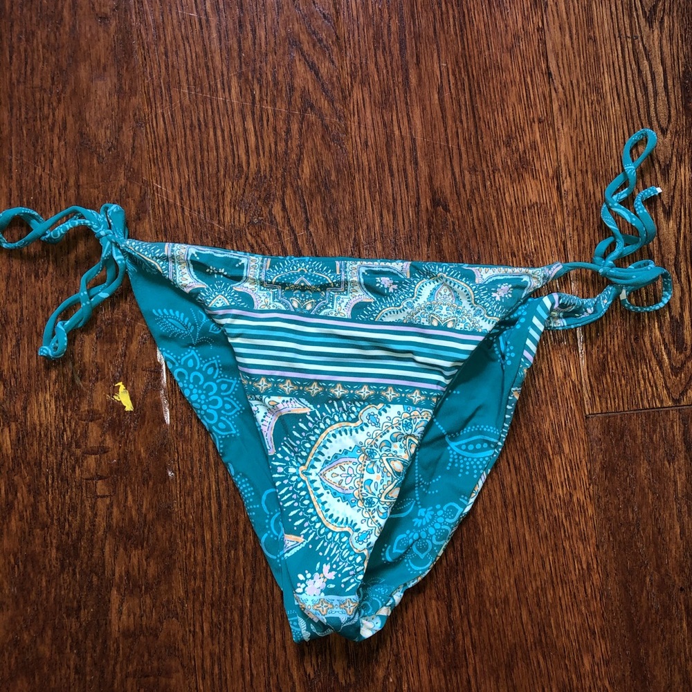 Bathing suit bundle - Picture 11 of 14